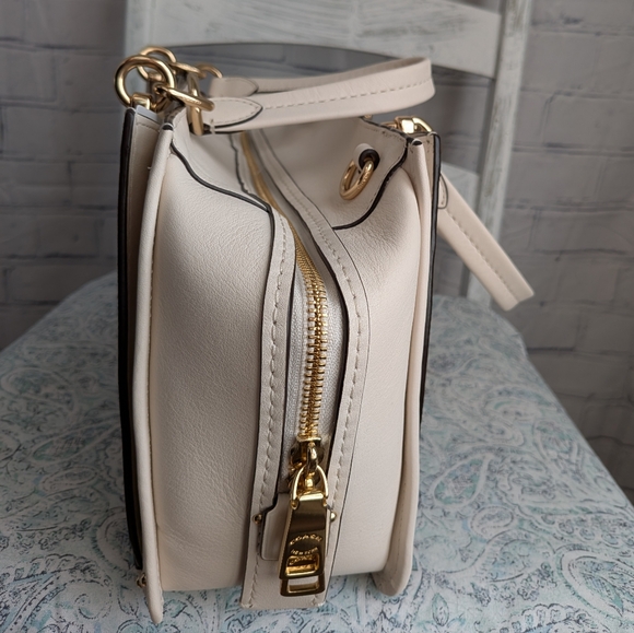 Coach Dreamer Rivet's Handbag - Picture 6 of 16